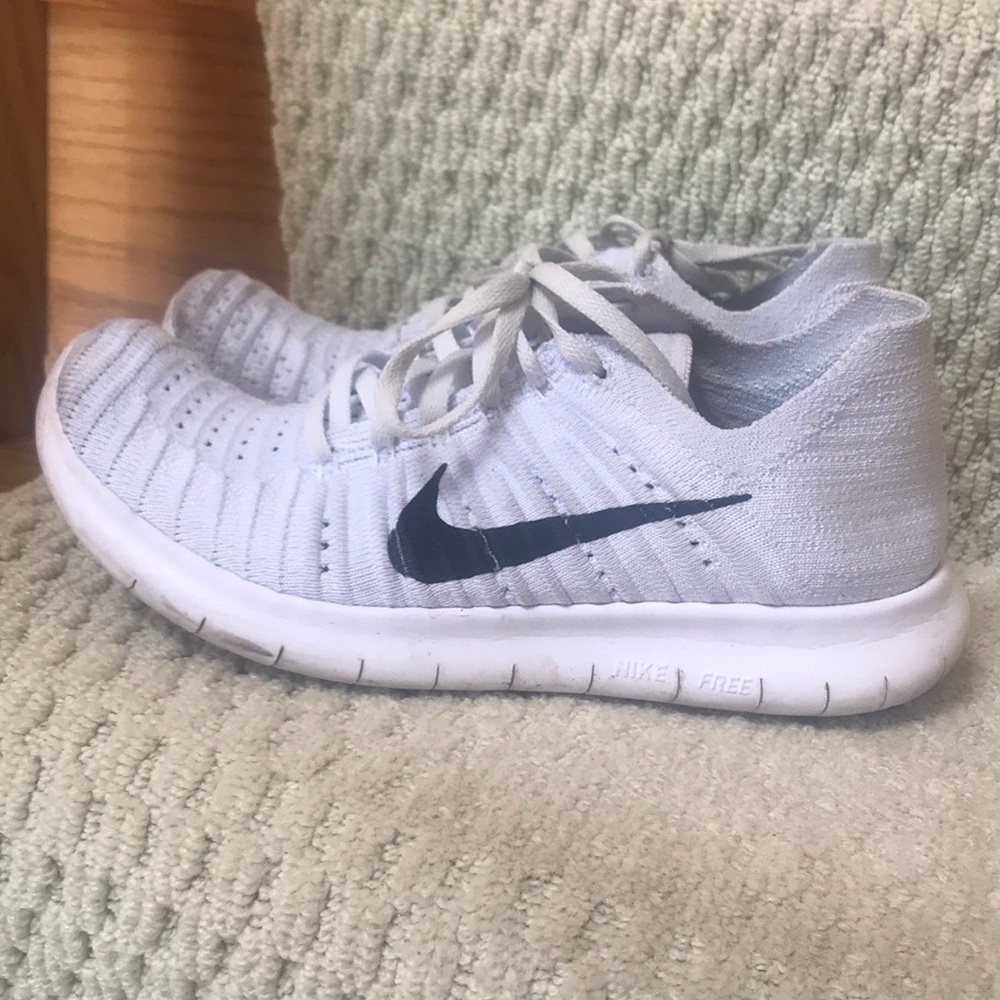 Nike Free Shoes 7